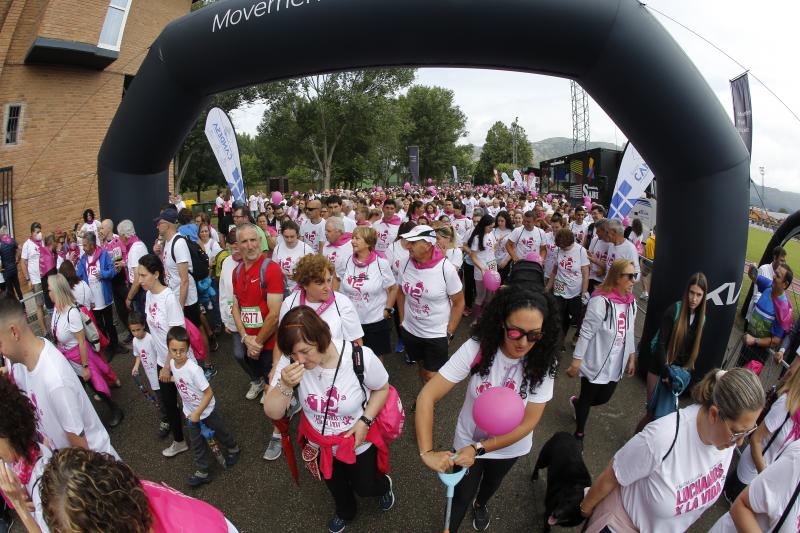 Fotos: Miles de personas participan en la marcha contra el cáncer de Los Corrales