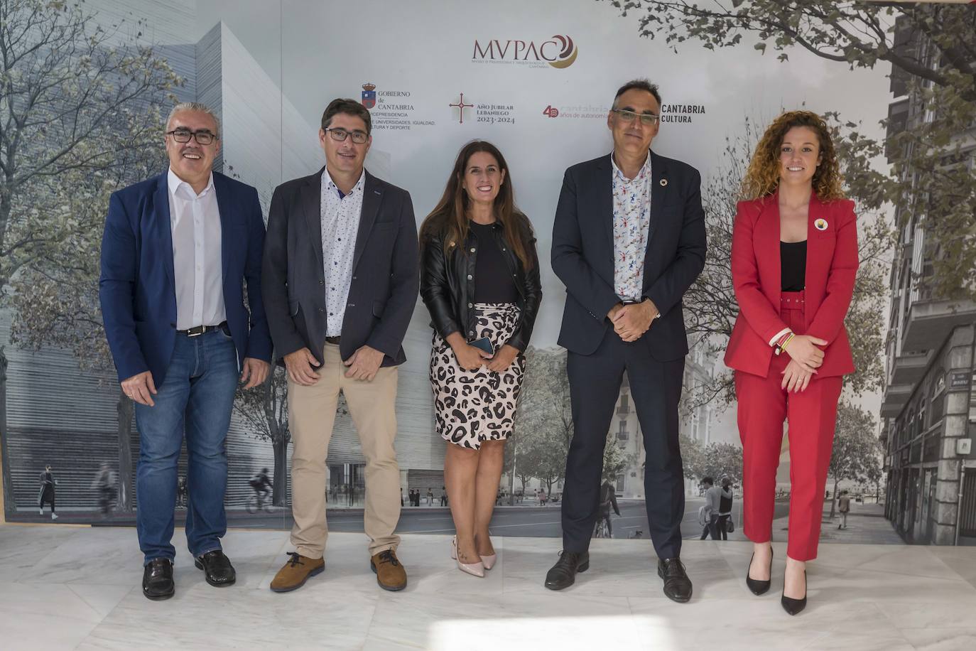 Pedro Hernando (izquierda), Felipe Pérez Manso, Emilia Aguirre, Raúl Pesquera y María Ángeles Matanzas