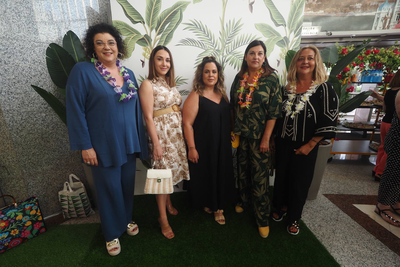 Olga Agüero, Natalia San José, Alexandra Palazuelos, Maribel Cabo y Alexia Gómez.