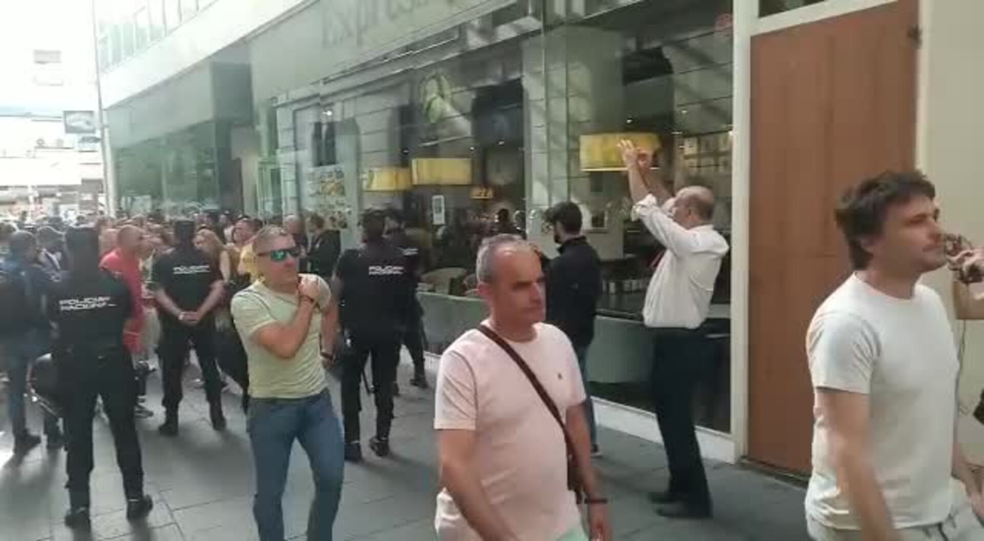 Llegan los sindicalistas a la mesa negociadora del metal en el Orecla