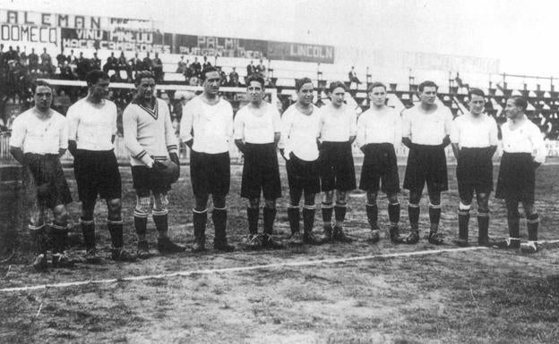 Equipo del Racing de la temporada 1928-29. dm