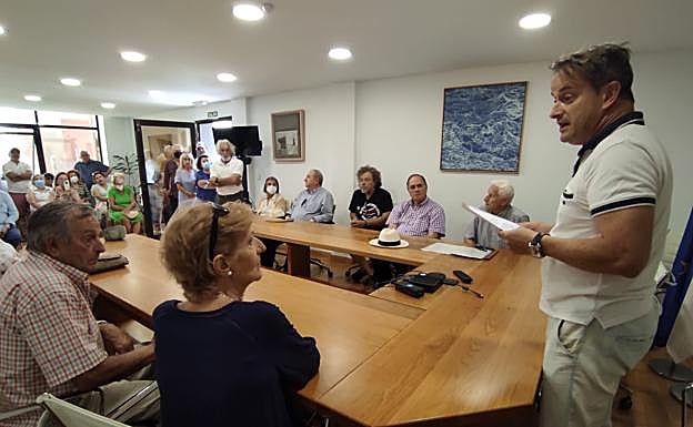 Imagen principal - Vecinos de Miego solicitan el nombramiento de Moisés Pérez Coterrillo como &#039;Ciudadano Ilustre&#039;