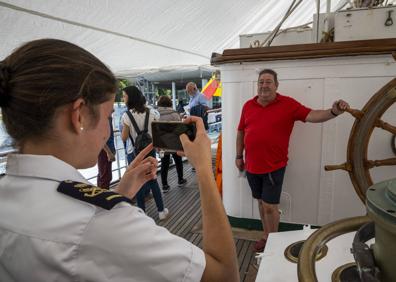 Imagen secundaria 1 - Miles de personas se apuntan a visitar Elcano