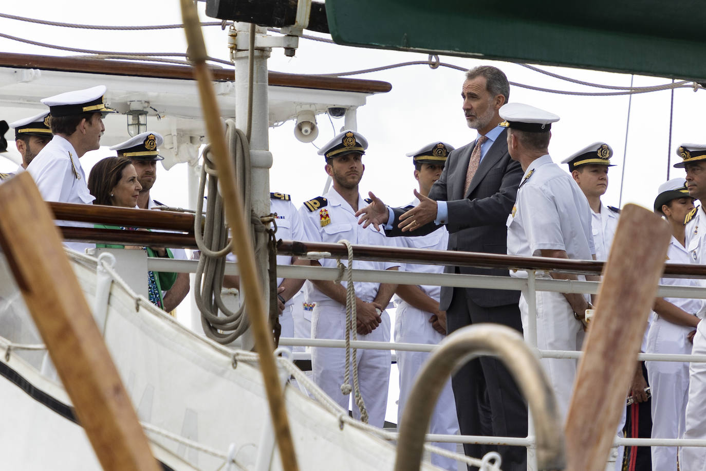 Fotos: El Rey visita el Juan Sebastián Elcano