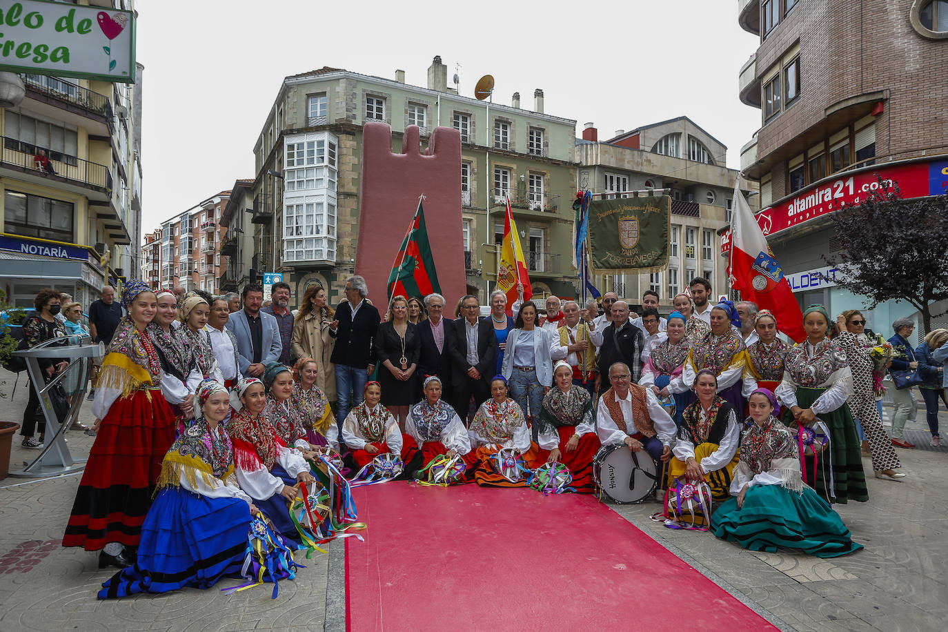 Fotos: Acto de inauguración de la Torre de la Vega