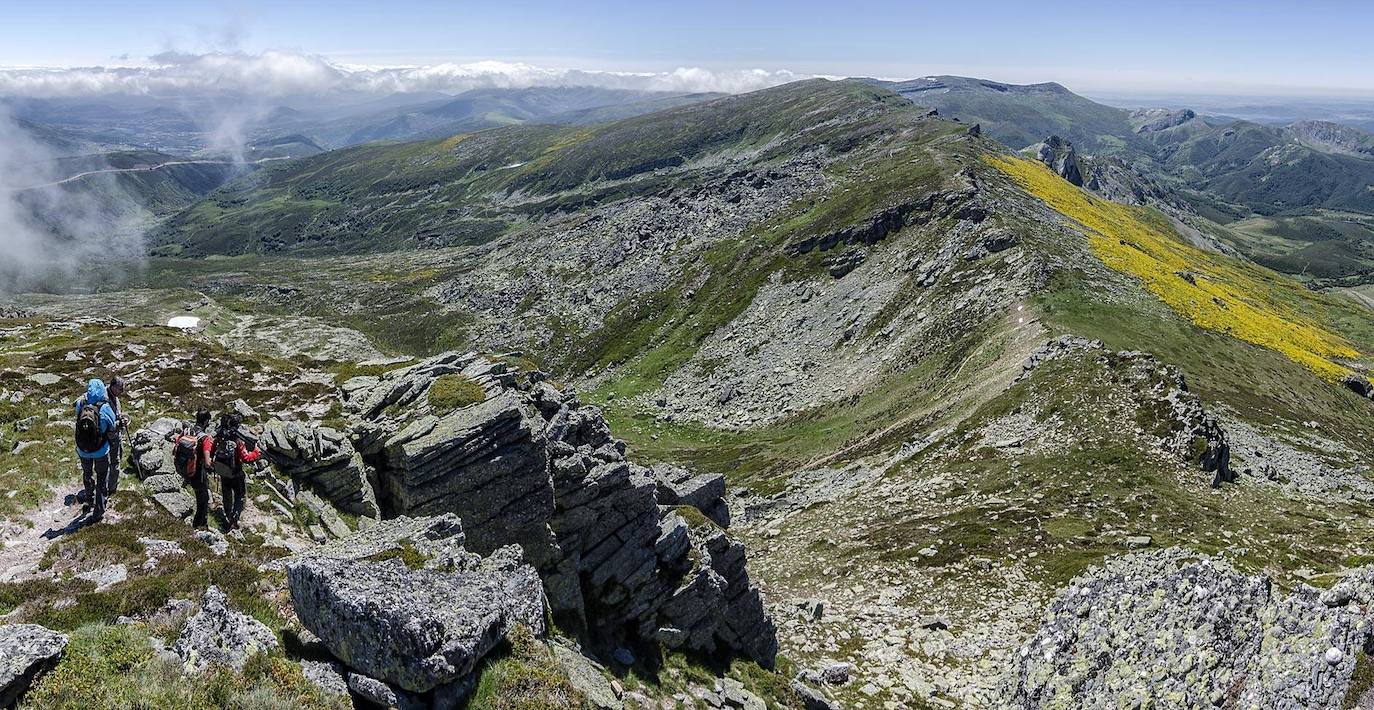 CI PN Saja-Besaya y ENP Saja Nansa. Plazas libres: 0. Duración: 5:30 horas Desnivel acumulado: 750 metros. Distancia: 10 Km. Tipo de firme: sendero y alta montaña. Dificultad: alta.