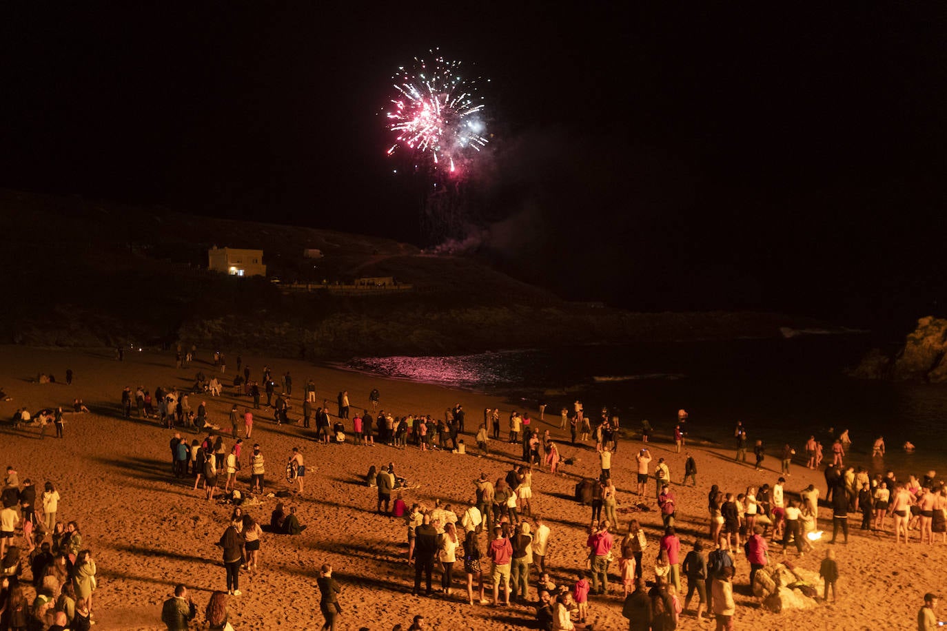 Fotos: Un San Juan mágico en Cantabria