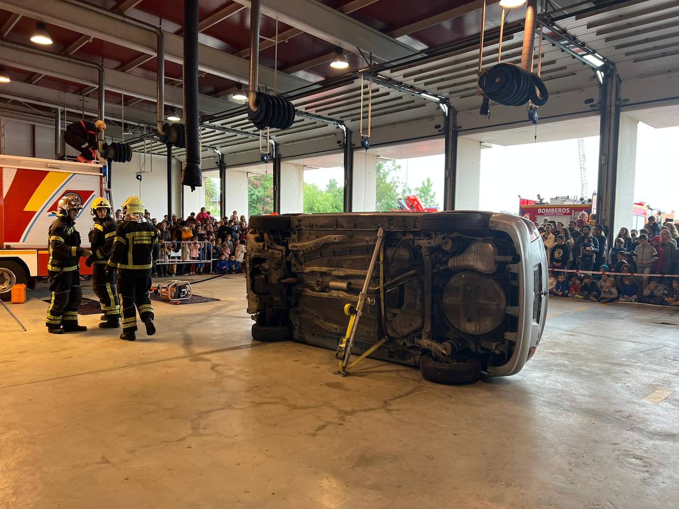 Fotos: Los bomberos de Santander muestran su trabajo