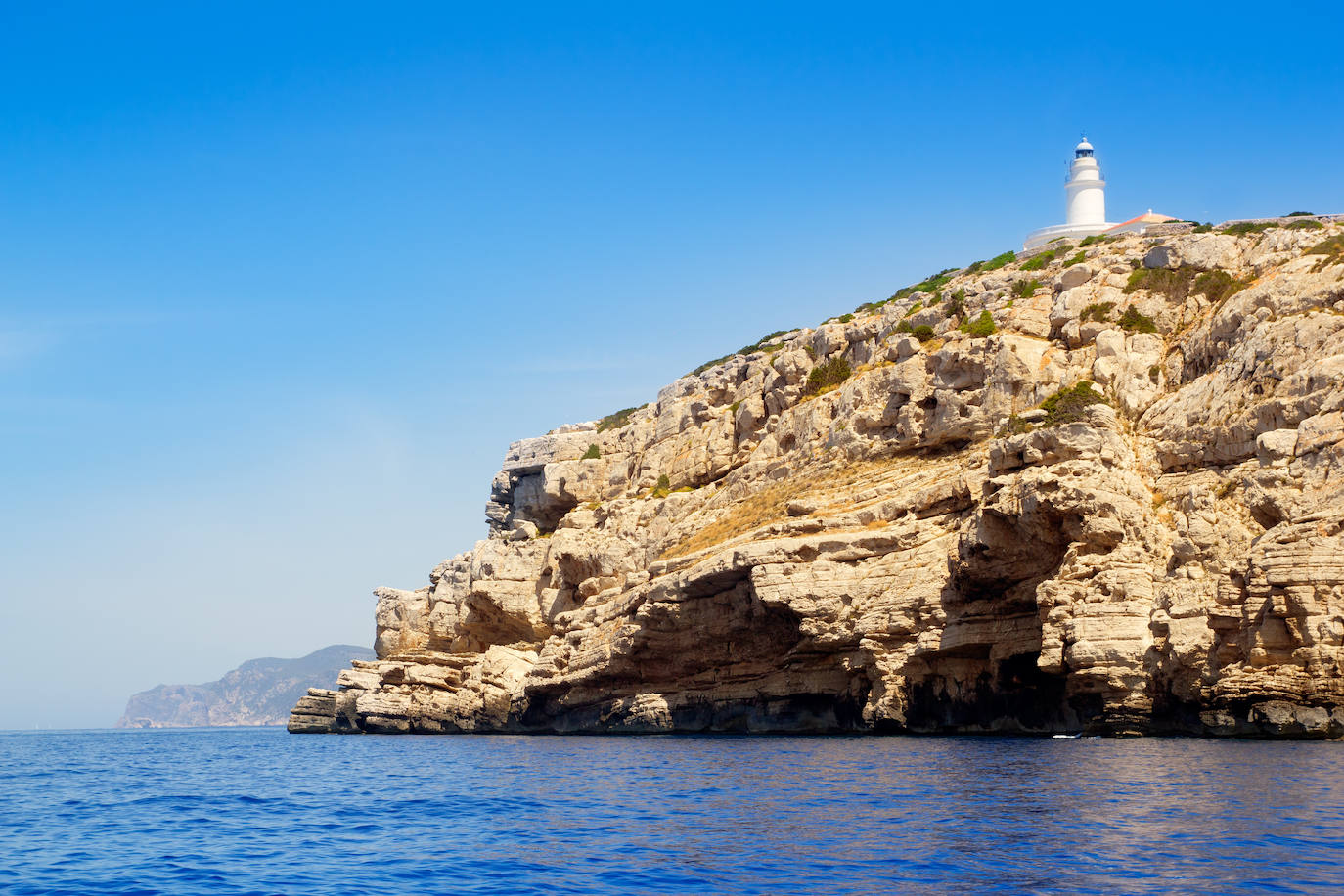 Isla Sa Conillera, Ibiza. Forma parte de la Reserva Natural des Vedrà.