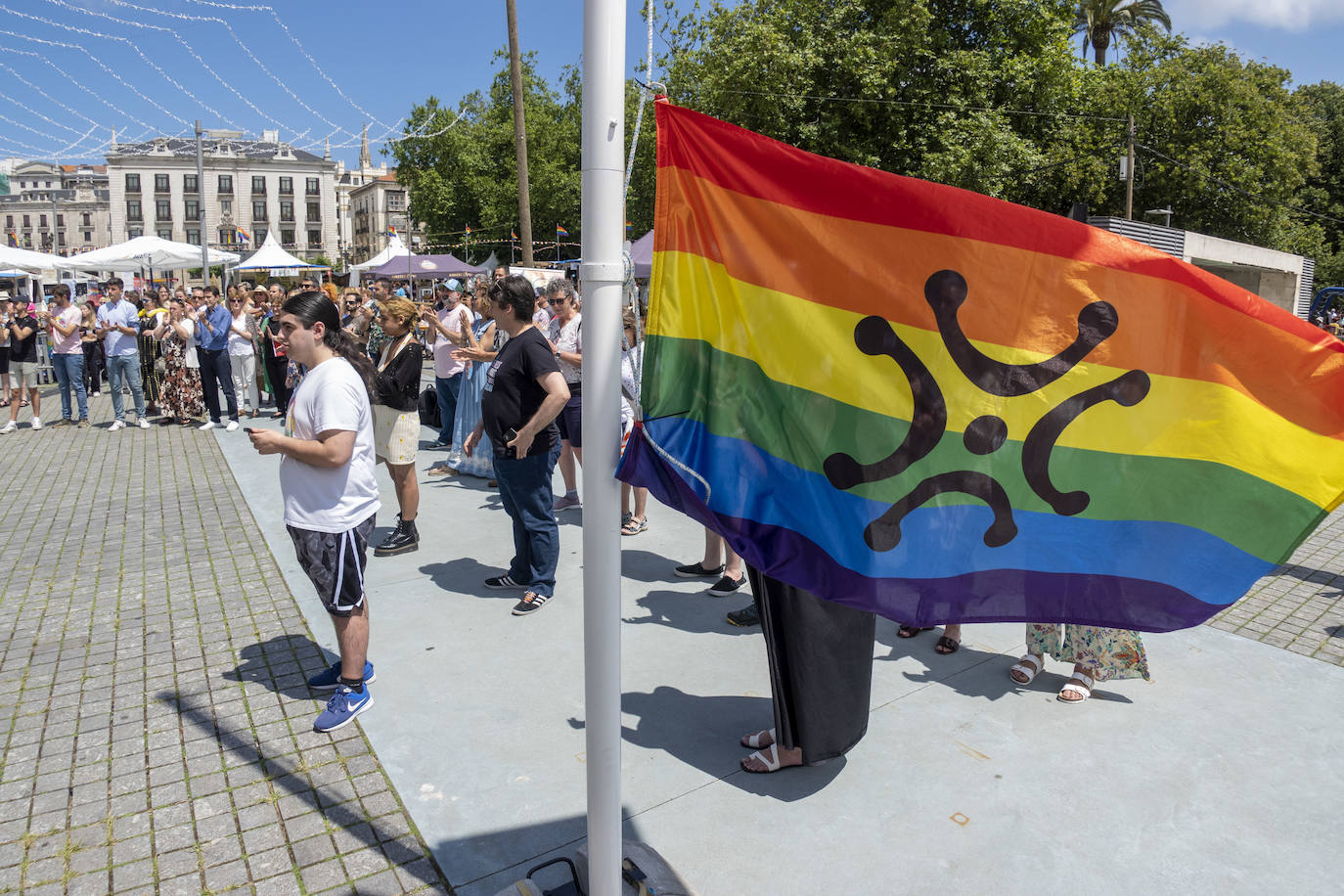 Fotos: El izado de la bandera inicia los actos del &#039;Argullu&#039; 2022