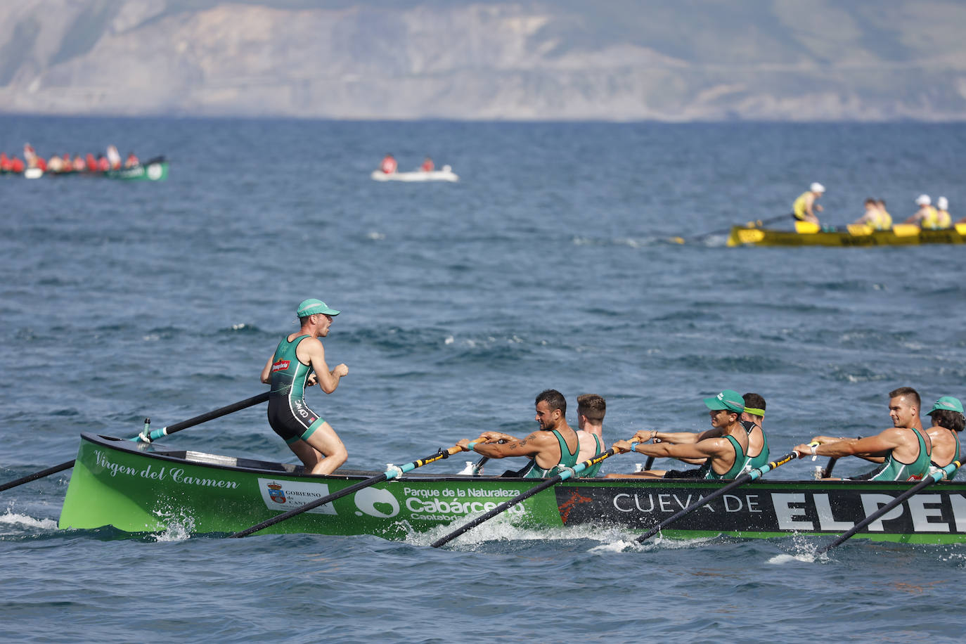 Fotos: Primera regata en 2022 de la ARC 1 en Cantabria