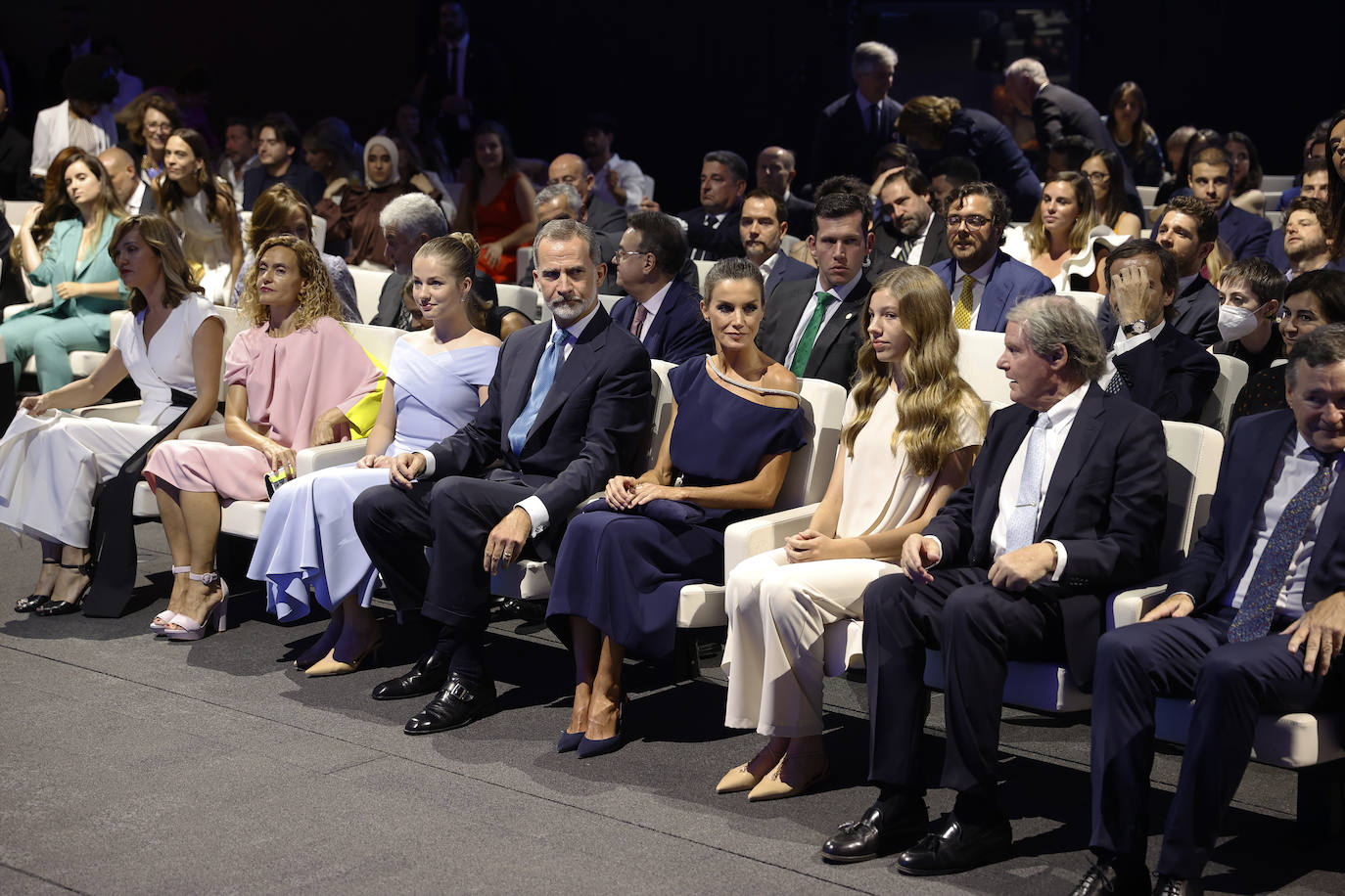 Los Reyes, la princesa Leonor y la infanta Sofía visitan Cataluña con motivo de la entrega de los premios de Fundación Princesa de Girona. Esta ha sido la primera vez que la heredera de la Corona ha visitado la provincia.