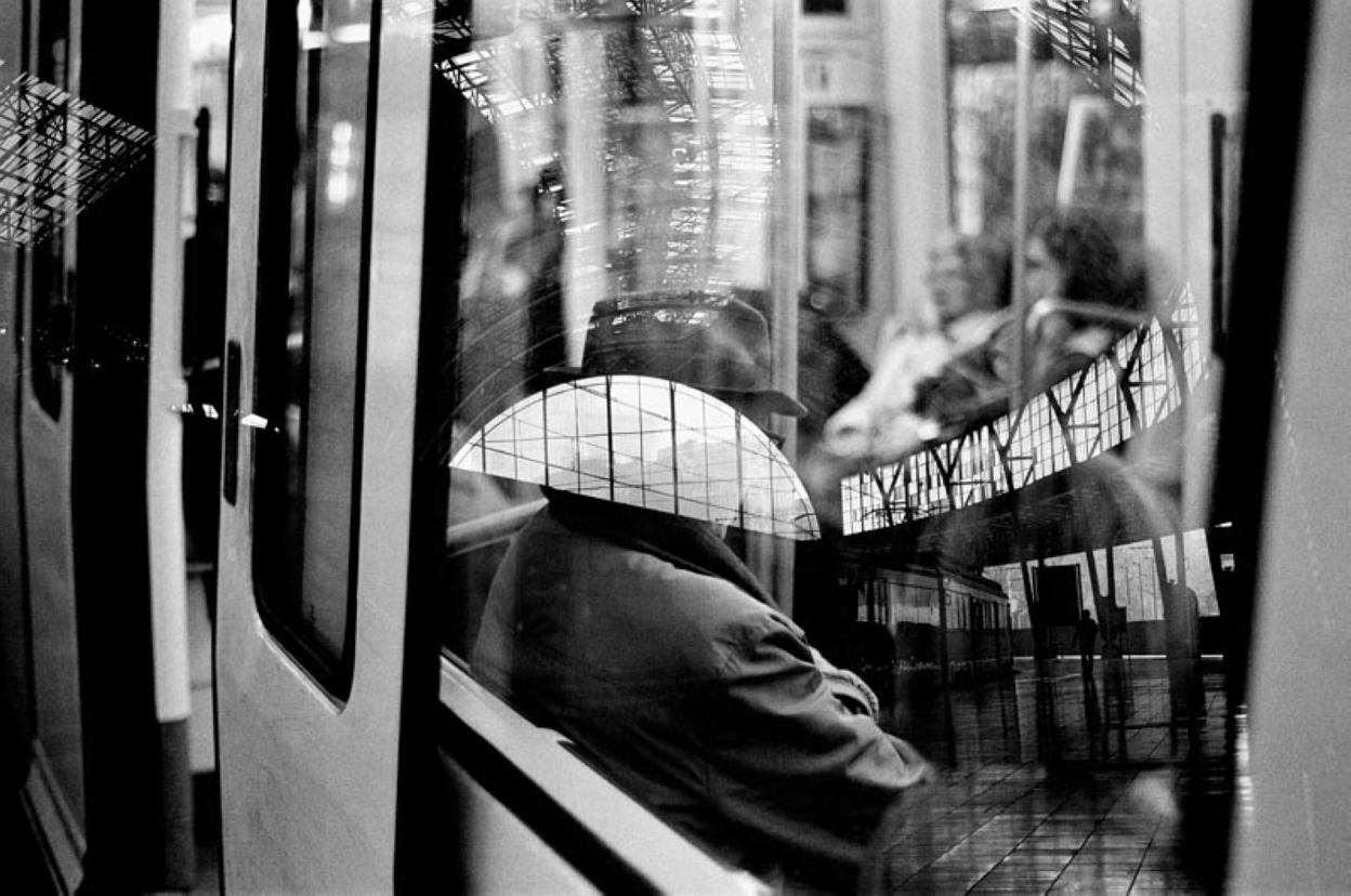 El fotógrafo Sergi Escribano obtuvo el primer premio por la fotografía 'Chronos'. caminos de hierro