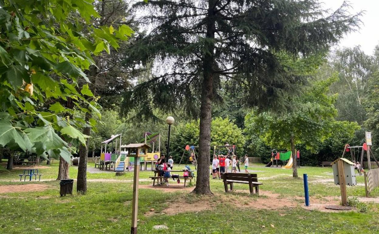 Cerca de 400 niños participan en los distintos campamentos de verano de Cartes.