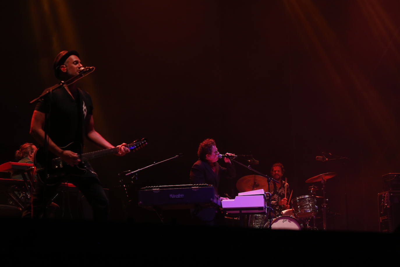 Fotos: El concierto de Calamaro y Erentxun en El Malecón, en imágenes