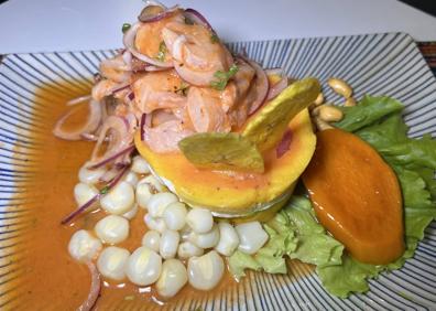 Imagen secundaria 1 - Causa acevichada y arroz con marisco. 
