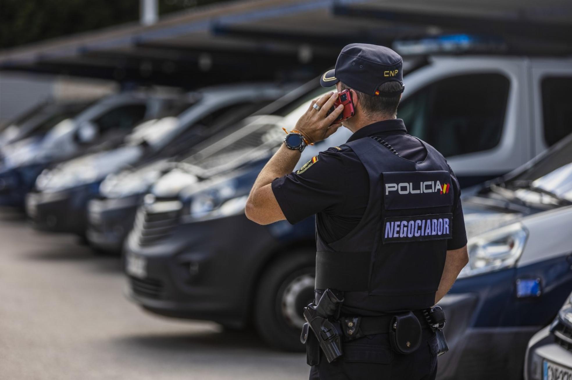 Vocación. El inspector jefe Fernando es el especialista en negociación de la Policía Nacional en Cantabria. 