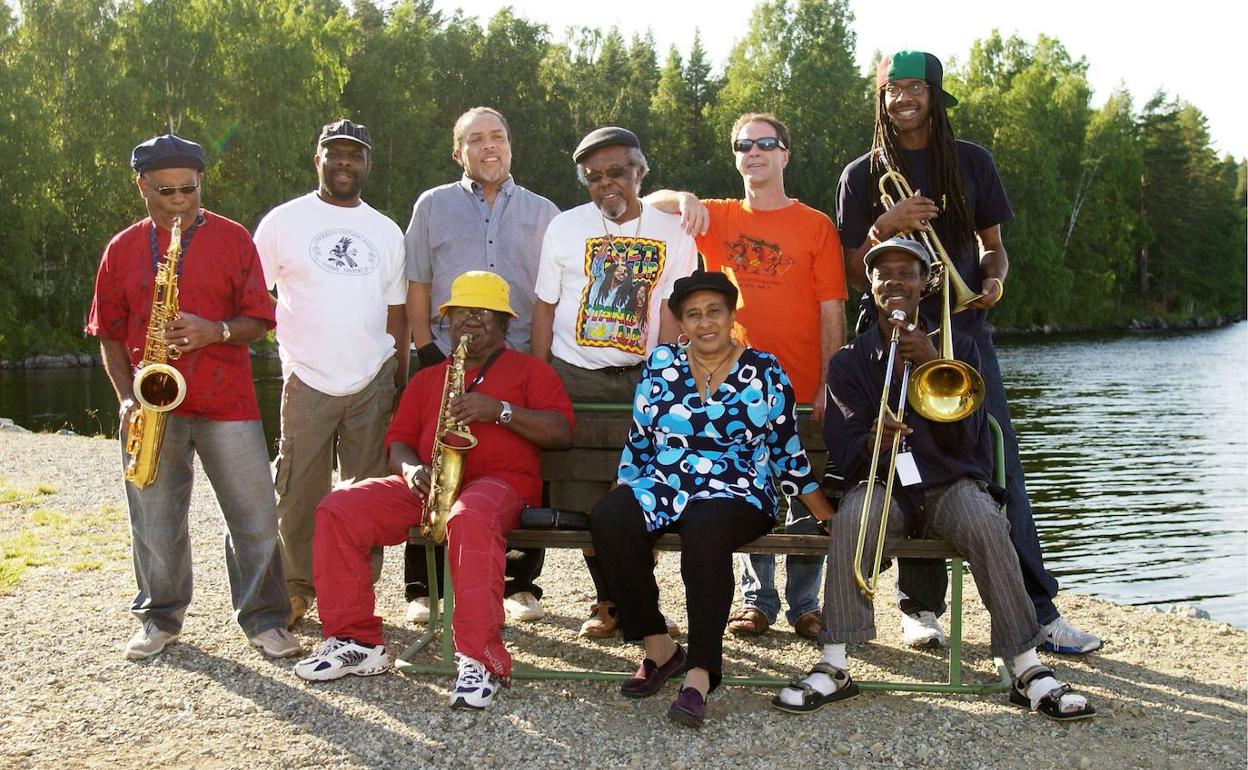 Imagen de la banda The Skatalites, que mañana actúa en Santander. 