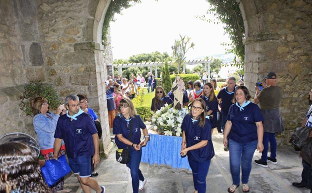 La Virgen parte del muelle y llega hasta el Santuario de la Barquera, donde se oficiará una misa cantada por mariachis.