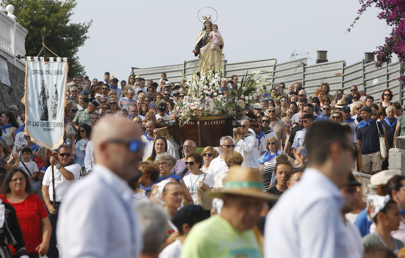 Fotos: Suances vive con emoción la salida de su patrona al mar