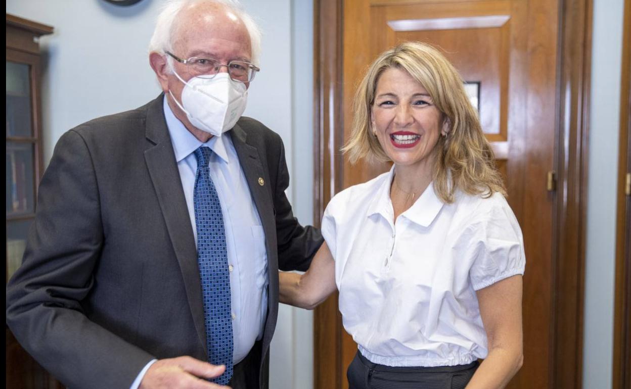 Bernie Sanders y Yolanda Díaz este miércoles en Neva York.