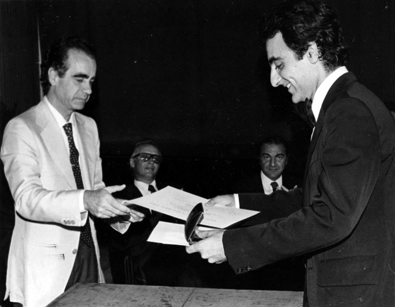 1977. Ramzi Yassa recibió el primer premio en la quinta edición.