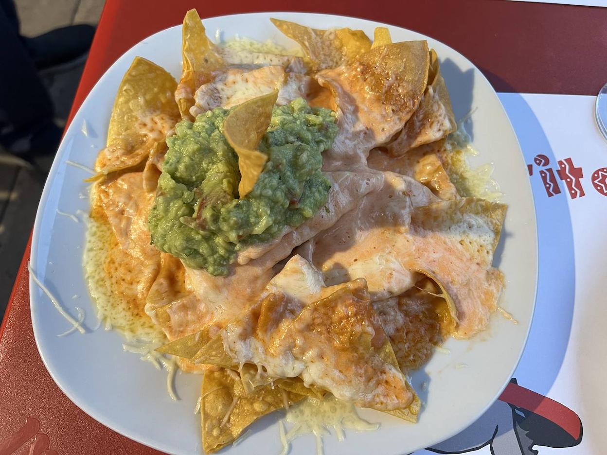 Nachos, el plato más demandado por los clientes del restaurante.