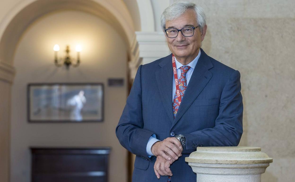 Miguel Mateos, consejero delegado de EDP Redes, el miércoles en el Palacio de La Magdalena, en Santander. 