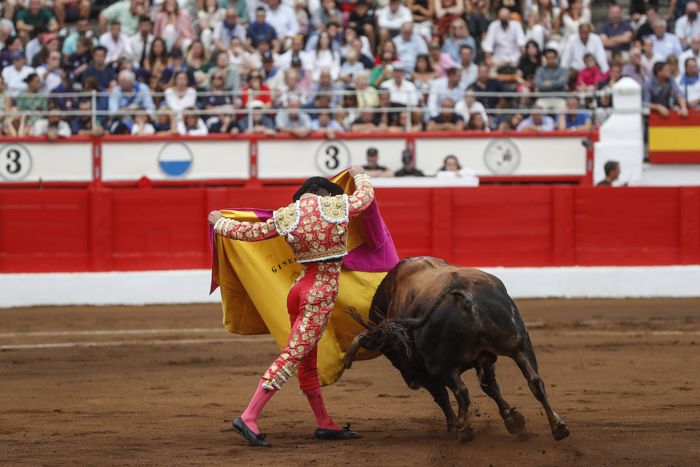 Fotos: La tarde de toros del martes en Cuatro Caminos, en imágenes