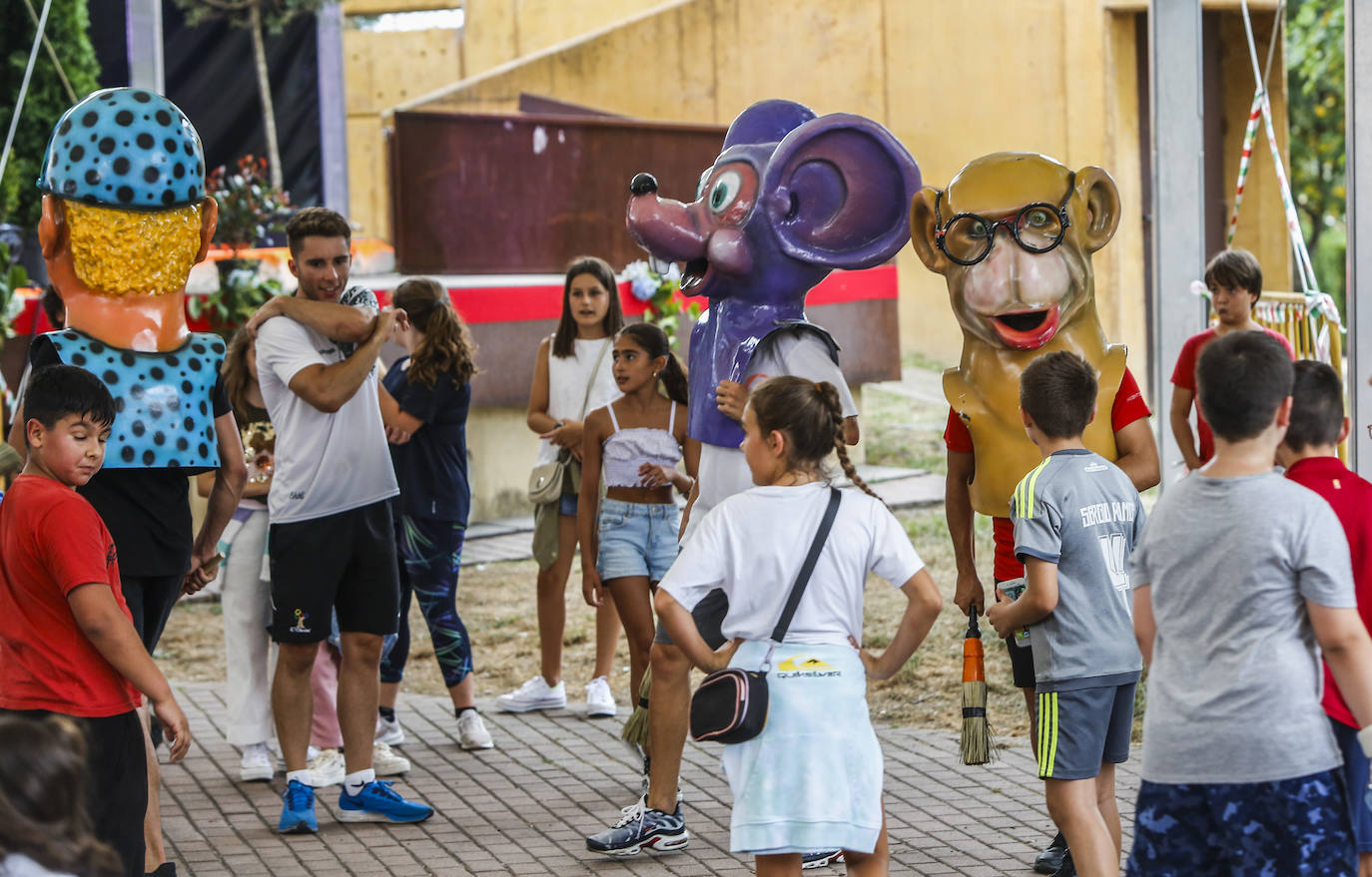 Fotos: Tanos se rinde a Santa Ana