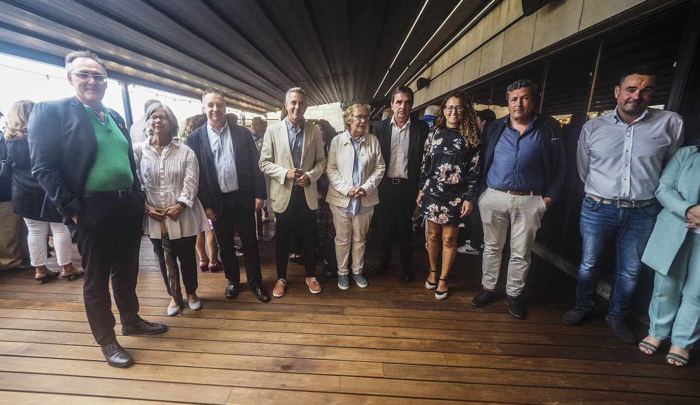 Raúl Pesquera, Paula Gutiérrez, Íñigo Noriega, Pablo Zuloaga, Gema Agudo, Ignacio Pérez, Zoraida Hijosa, Íñigo Fernández y Daniel Rivas.