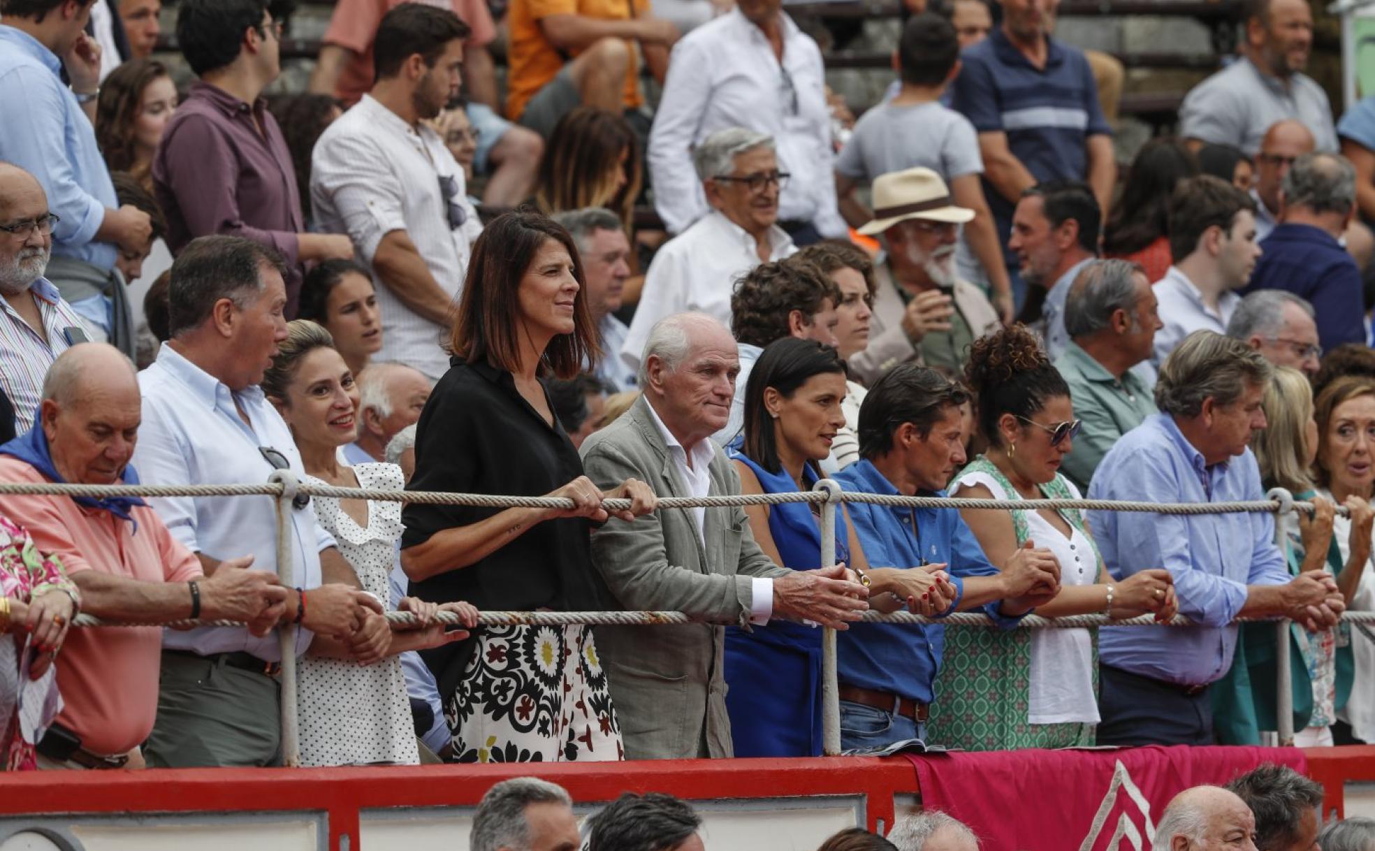 Ruth Beitia, Ramón Calderón, Gema Igual, Diego Urdiales o Carlos Hazas, entre otros, en una de las tardes de toros de esta semana.