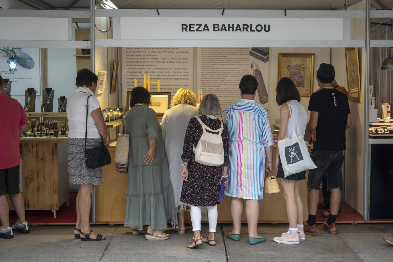 Fotos: La Feria de Artesanía regresa a la Plaza Porticada con 34 propuestas