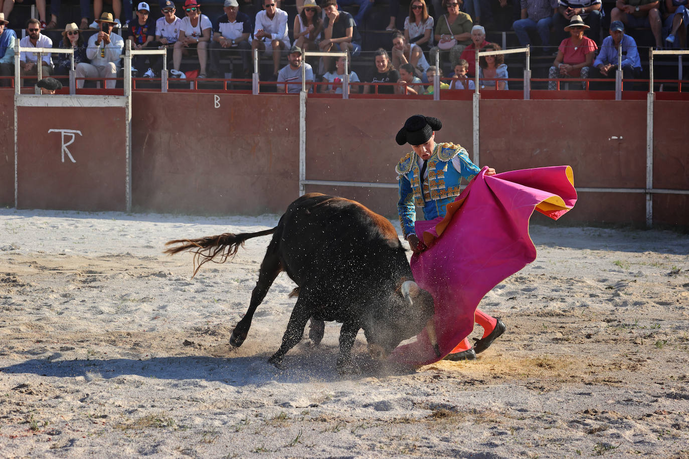 Fotos: Imágenes del festejo taurino de Treceño