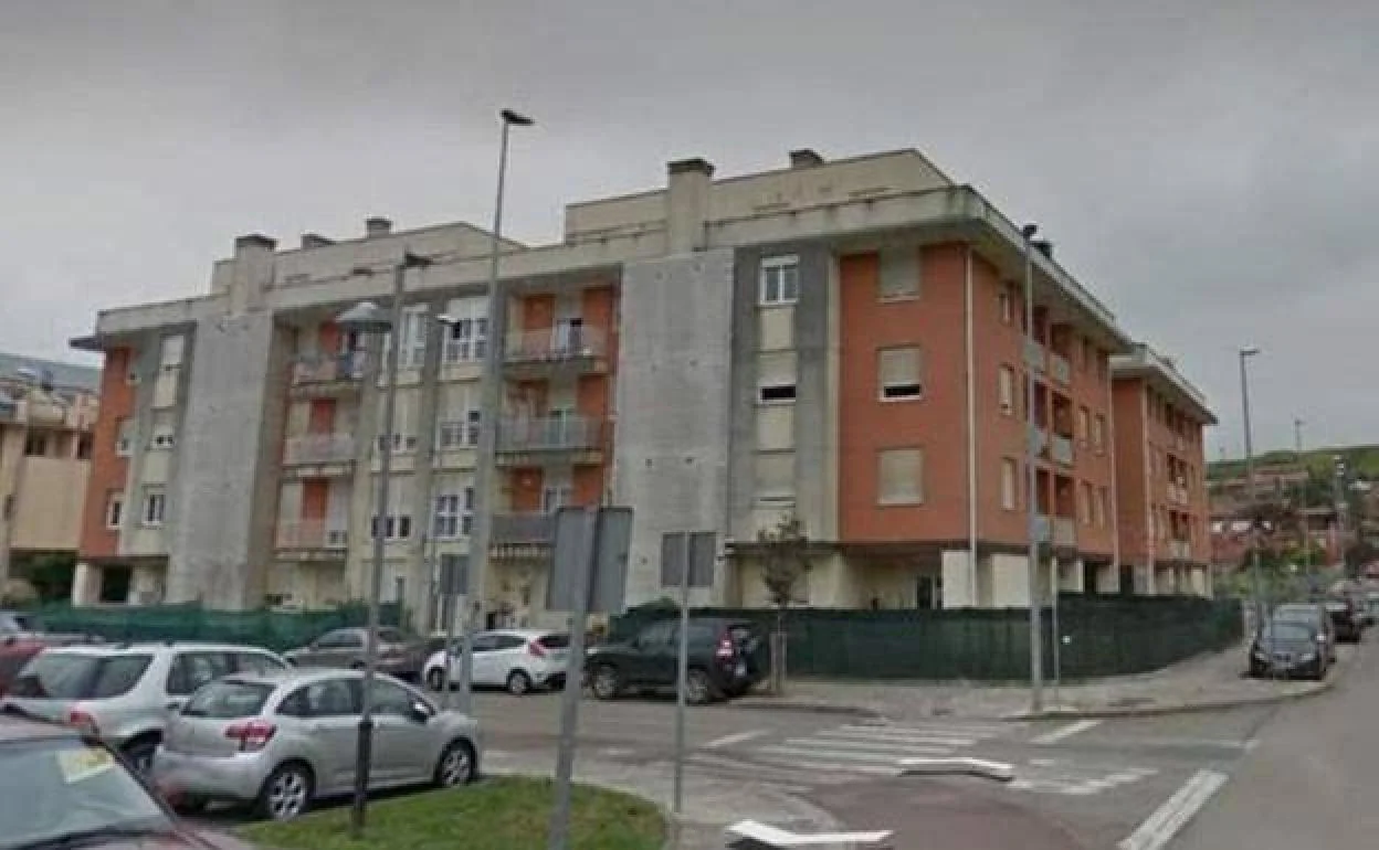 Nueva operación policial en los pisos okupados de la calle Ballestas de Guarnizo