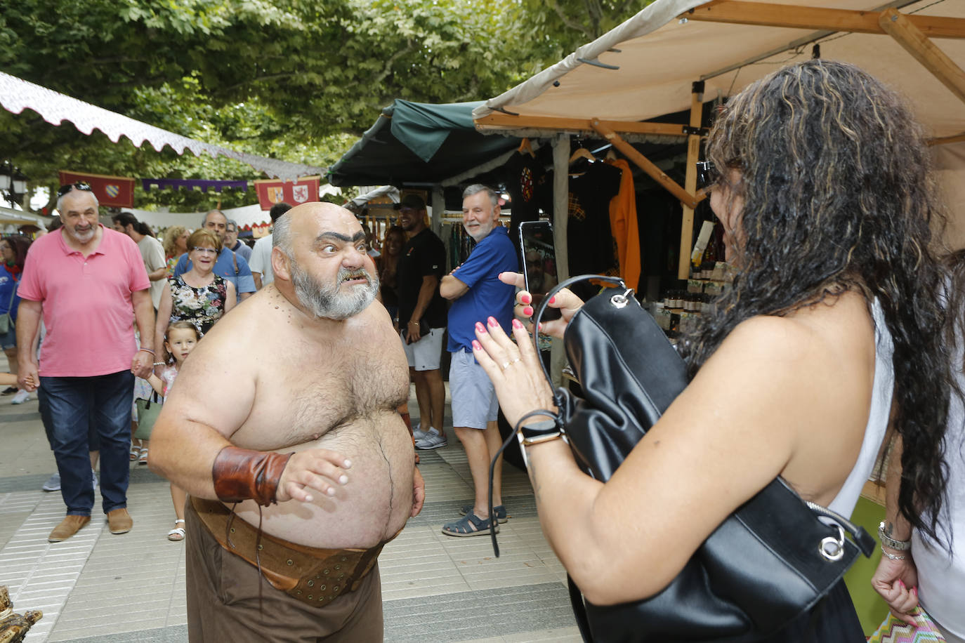 Fotos: Mercado renacentista en Torrelavega