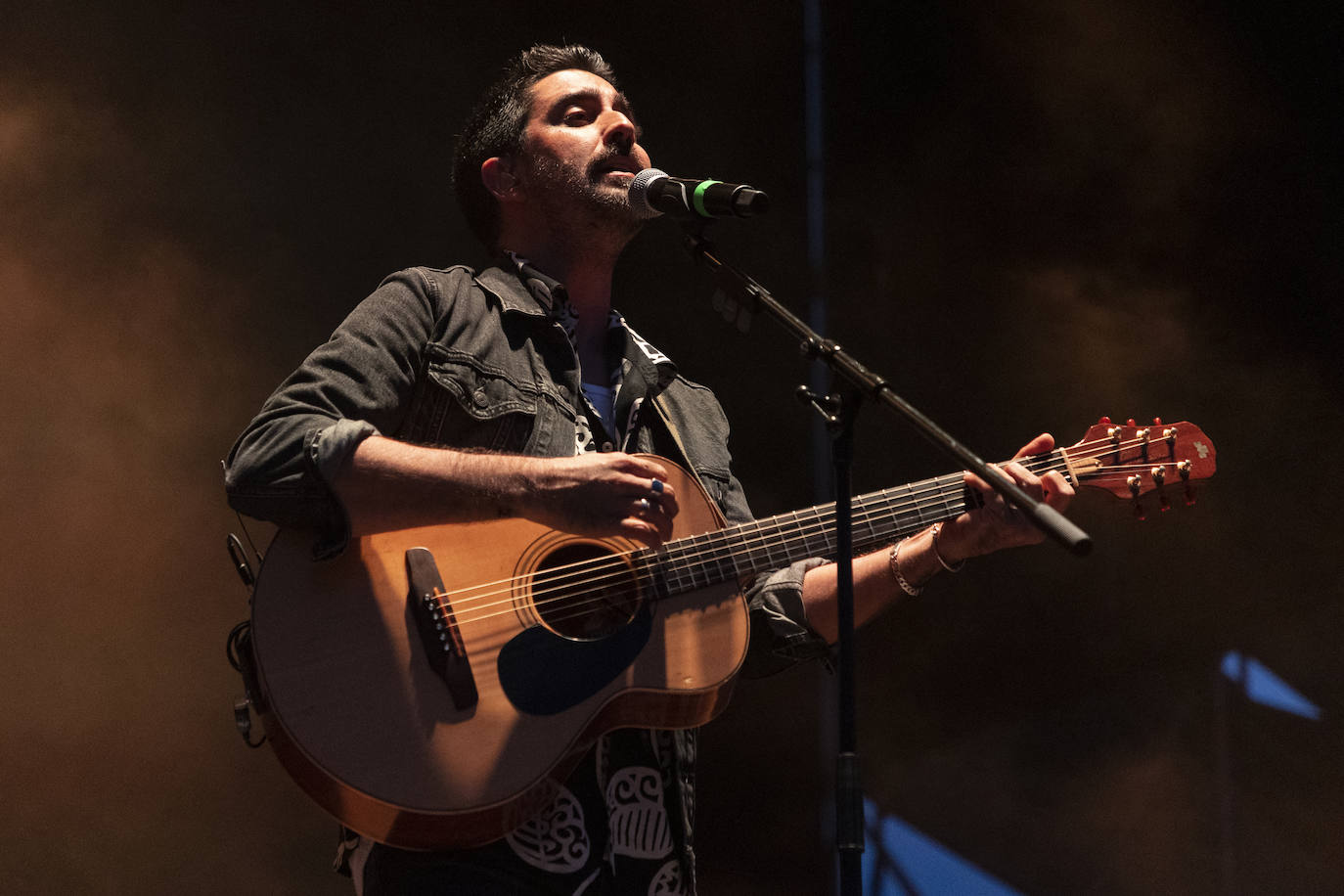 Cerca de ocho mil personas asistieron en La Lechera a los conciertos del sábado, la tercera jornada del festival Vive la Feria.