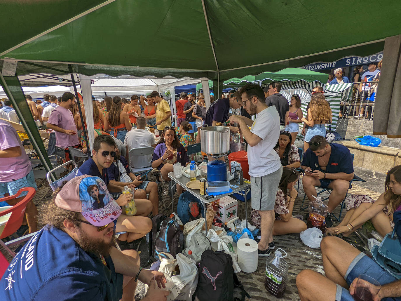 Fotos: Castro se va de marmita