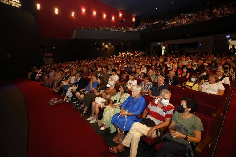 Fotos: Imágenes del concierto de Víctor Manuel en el Teatro Concha Espina