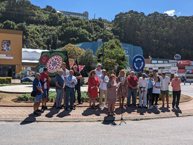 Unas 200 personas han participado en el acto de este viernes