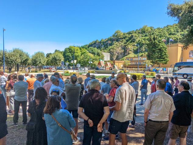 Unas 200 personas han participado en el acto de este viernes