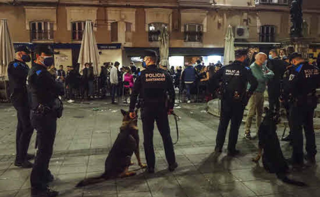 Imagen de archivo de Policía Local de Santander en Cañadío.