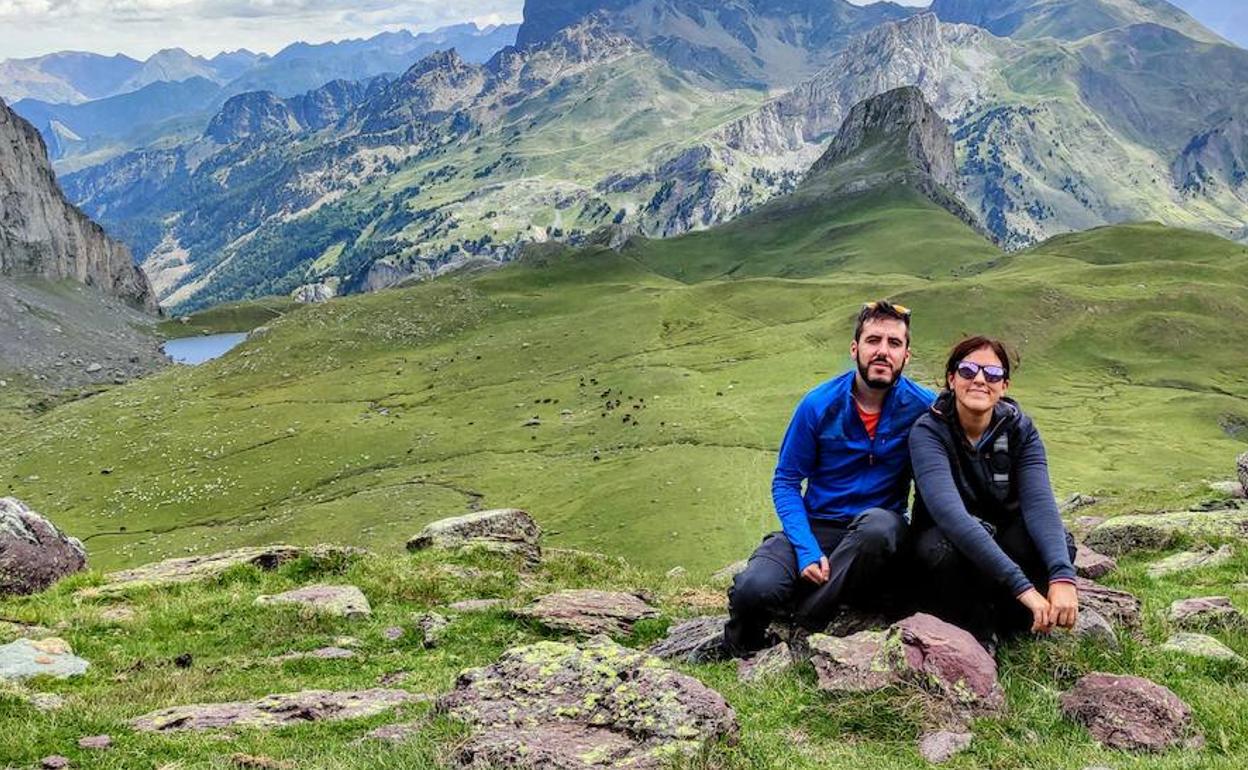 Héctor Herrero y Eva Vallejo durante una de sus rutas.