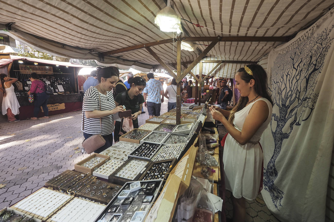 Mercado Romano en la Alameda de Oviedo.