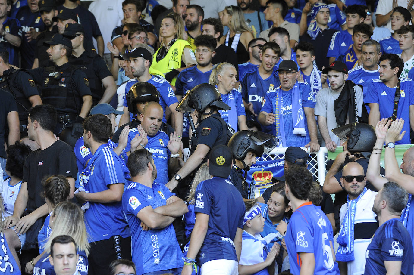 Fotos: El Racing sigue sin ganar en Segunda