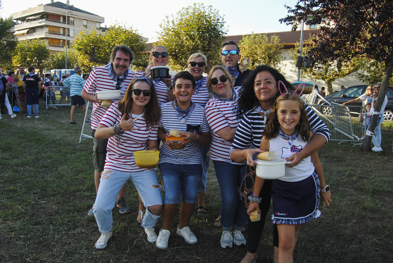 Fotos: Gran Marmitada en la Campa del Glacis de Santoña