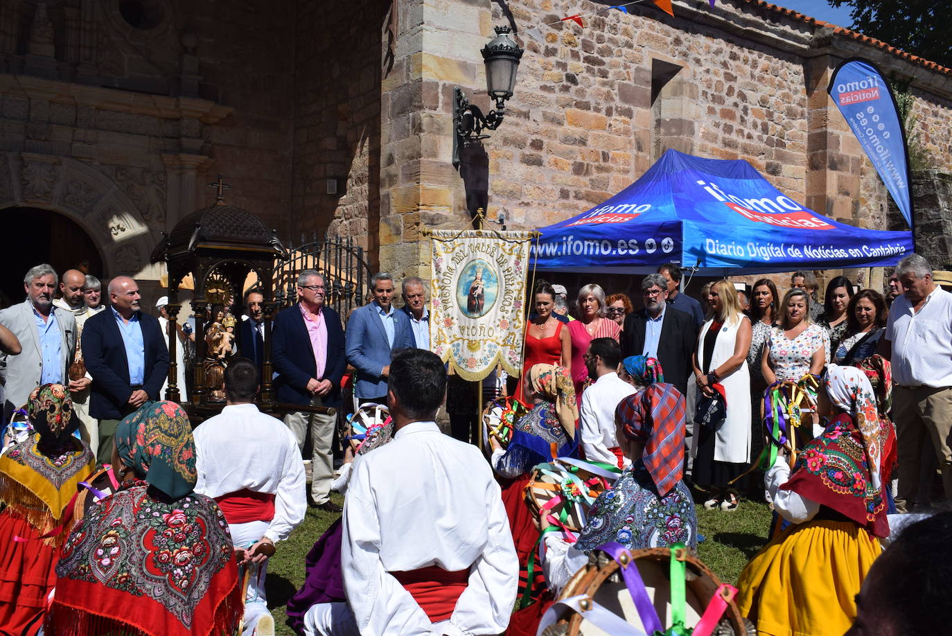 Fotos: Piélagos se vuelca con la Virgen de Valencia