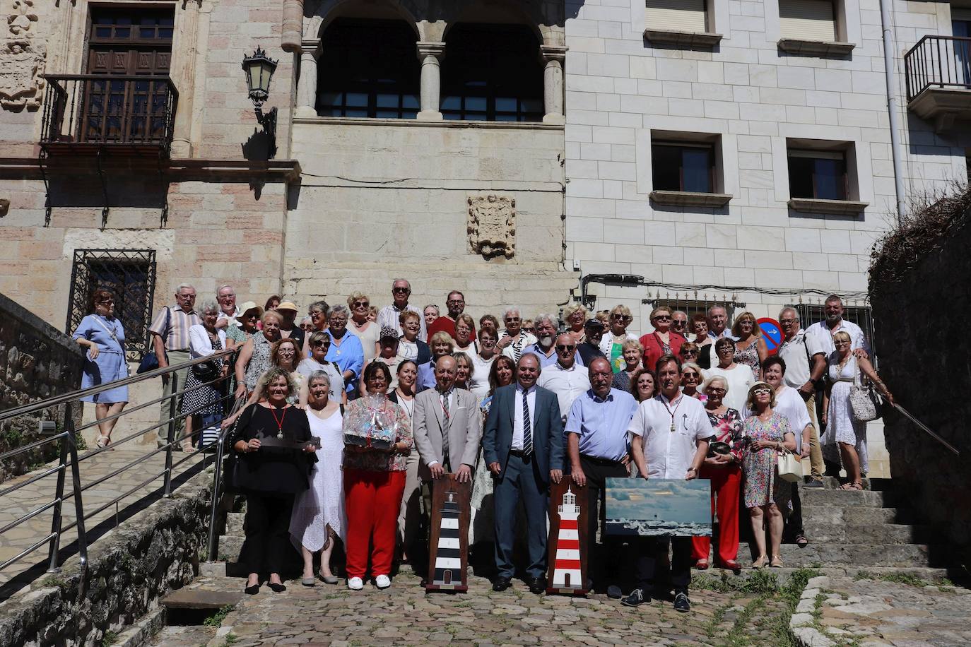 Fotos: Imágenes del acto de hermanamiento entre San Vicente y Pornichet