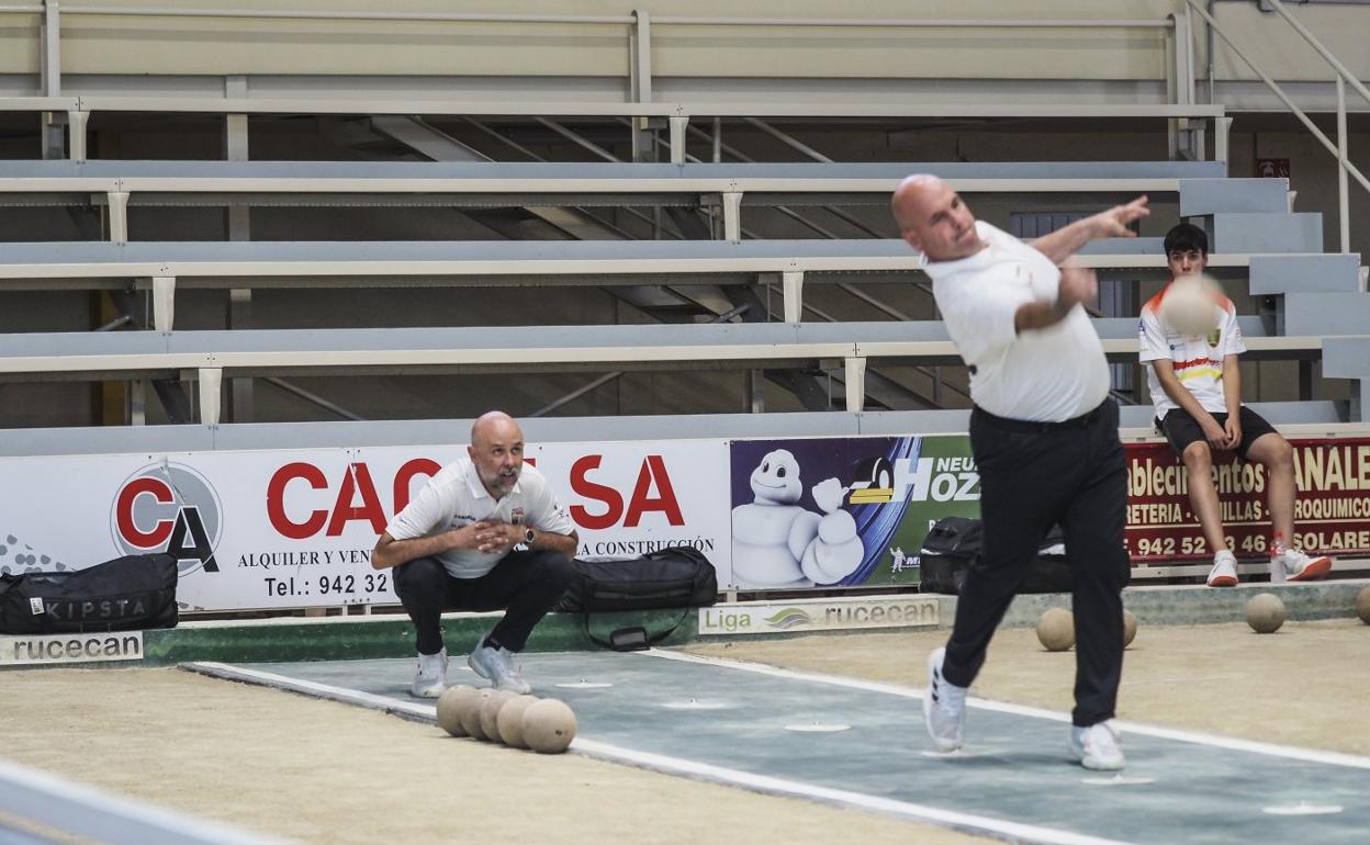 Rubén Rodríguez y Jesús Salmón son segundos en la competición a 28 bolos de los líderes. 