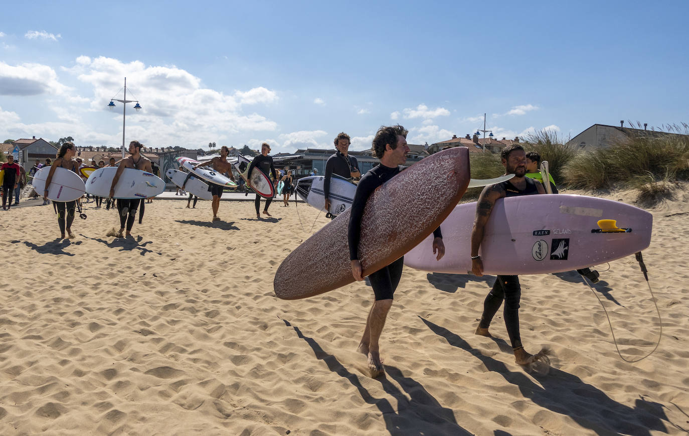 Fotos: Adiós a Manuel MArtínez &#039;Lolis&#039;, uno de los pioneros del surf en Cantabria